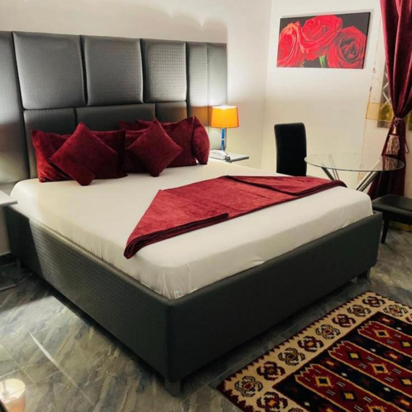 Perriman Hotel Kokrobite Экстерьер фото