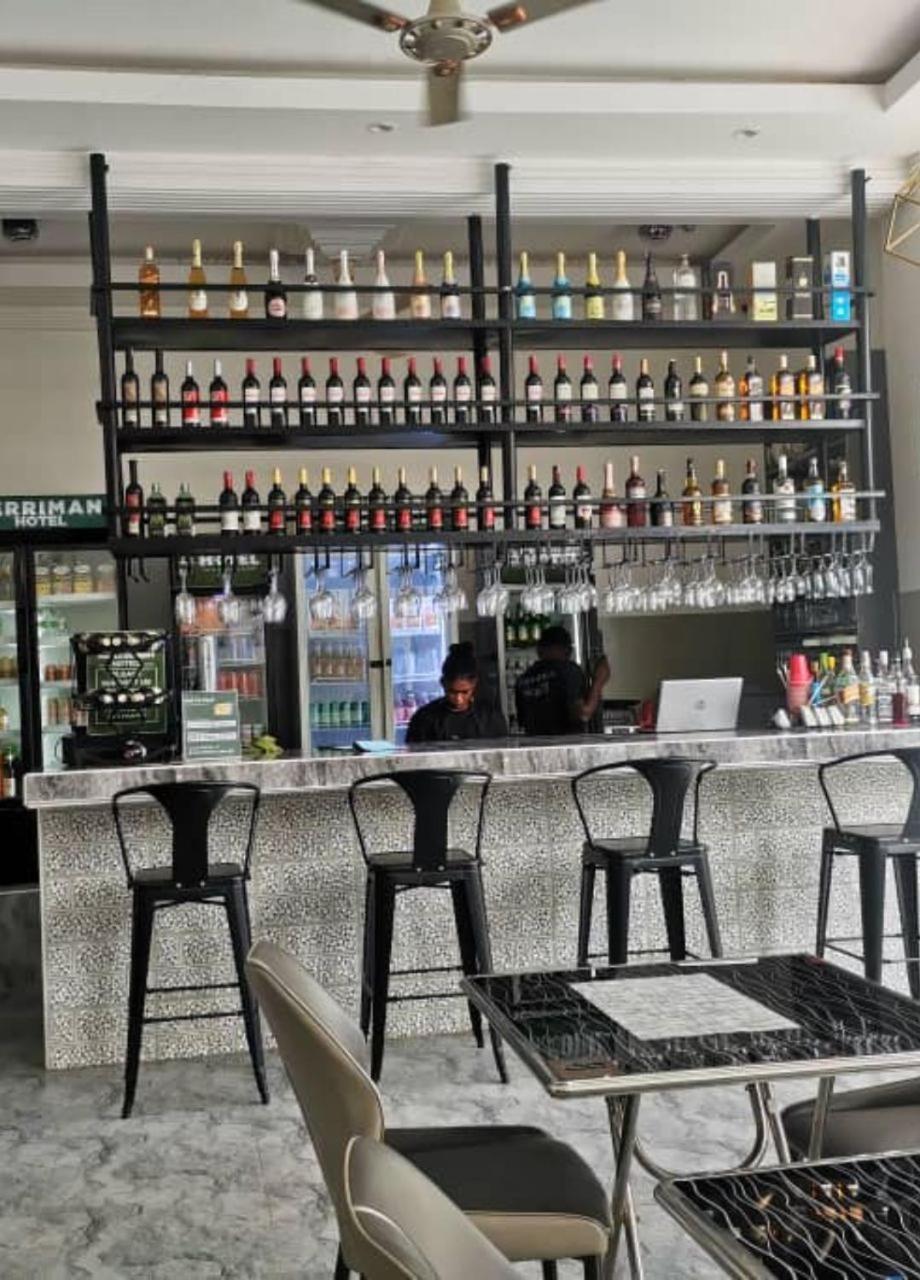 Perriman Hotel Kokrobite Экстерьер фото